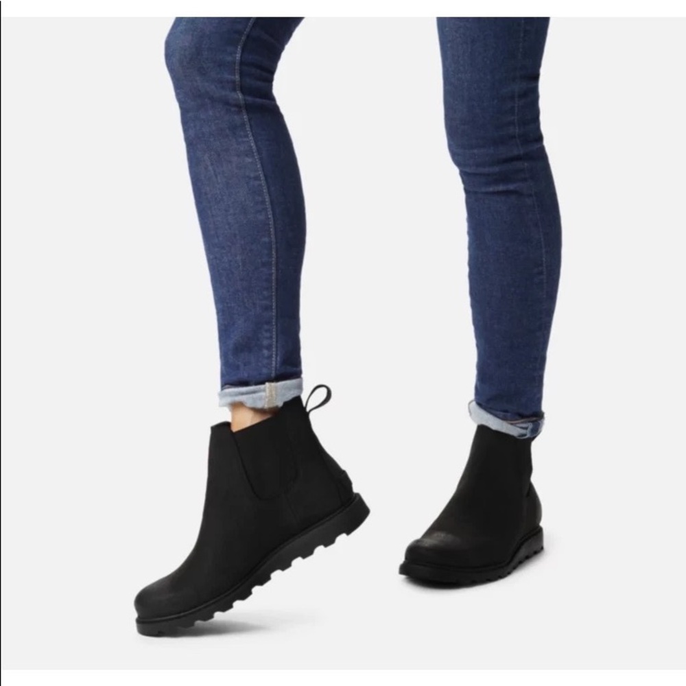 Sorel Ainsley Chelsea Boot